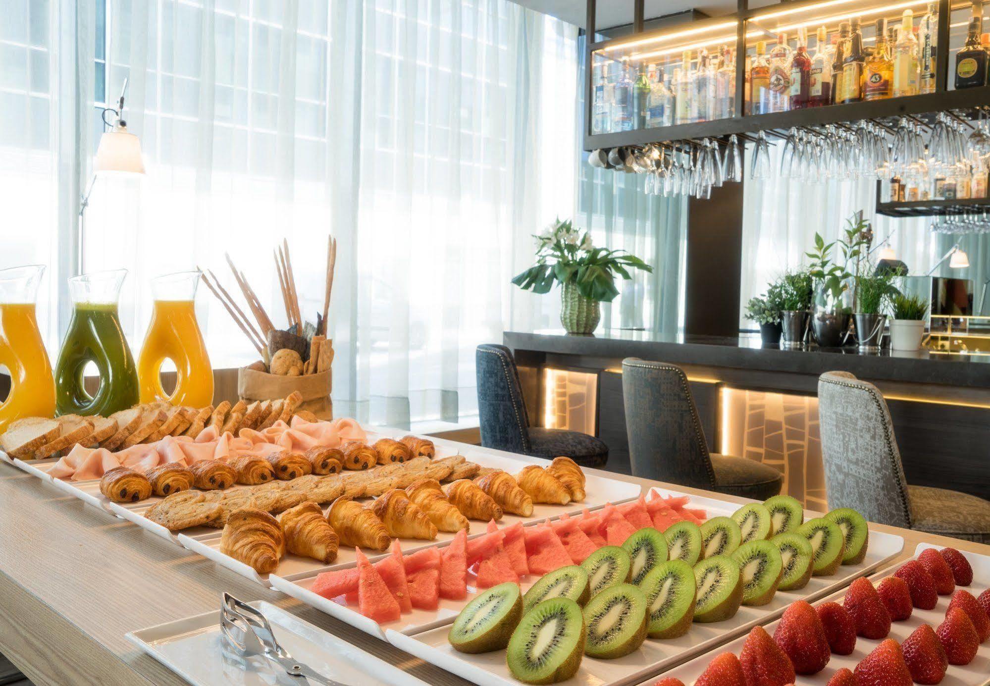 Ac Hotel Madrid Feria By Marriott Extérieur photo